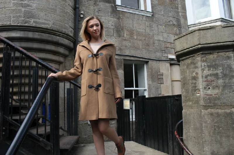 Cozy Look Ladies Duffle Coat in Camel
