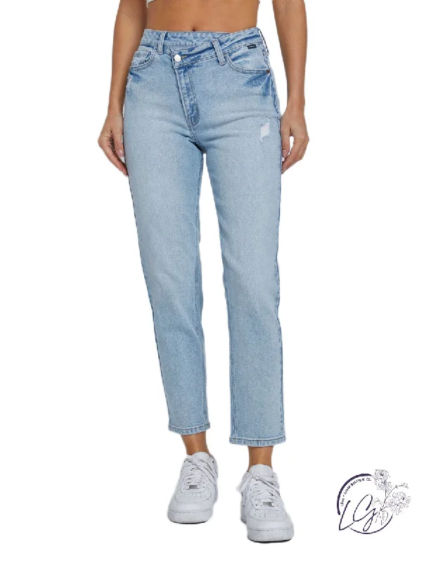 Comfortable And Casual High Rise Mom Jean with Re-Positioned C.F. Closure