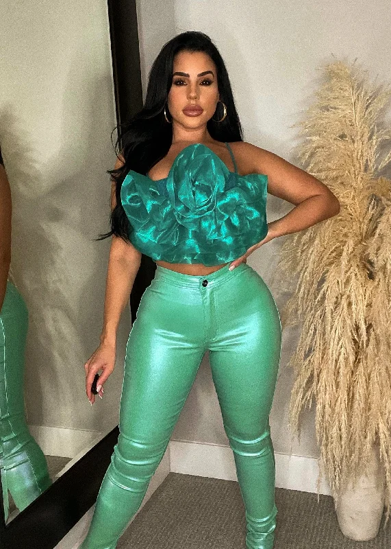 Make A Change Metallic Pant Green